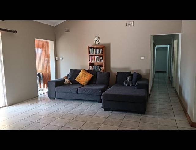 4 BEDROOM PROPERTY TO RENT IN HATTON ESTATE